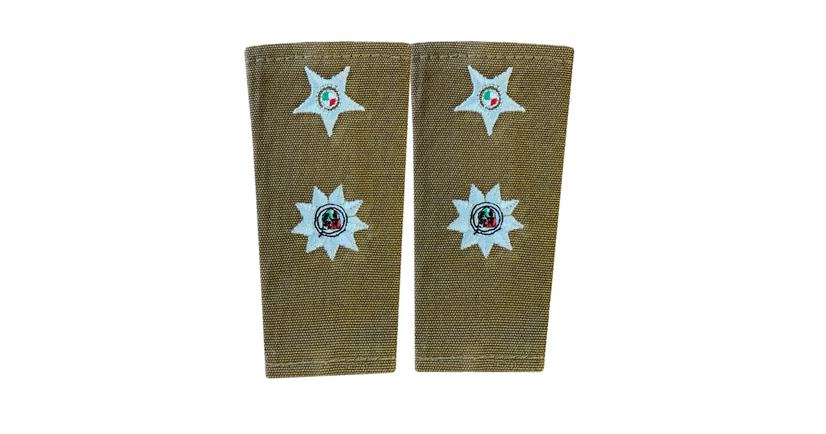 Nutria Epaulette Commandant (Pair)