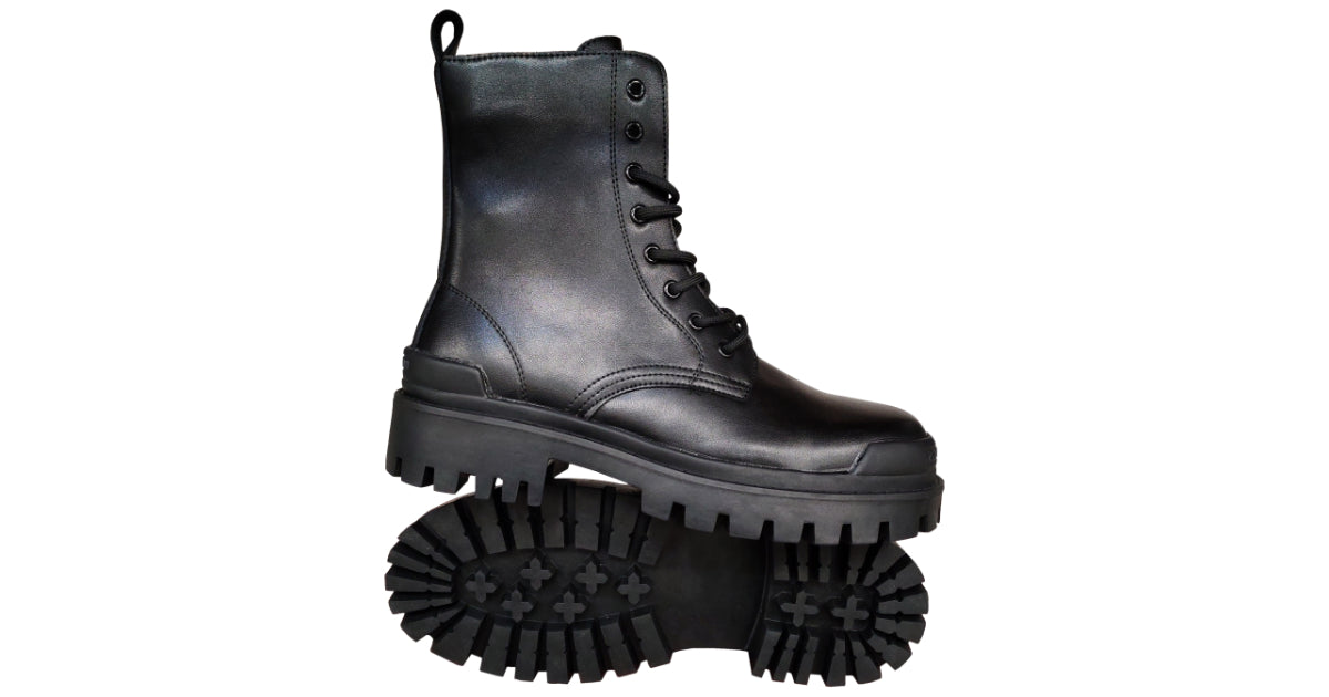 Black Blaeagncia Boots